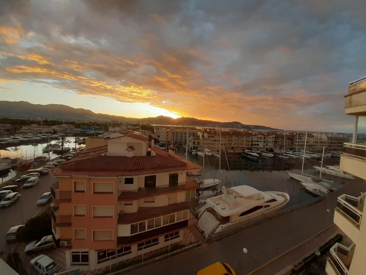Club Nautic 3 Apartment Empuriabrava Exterior photo