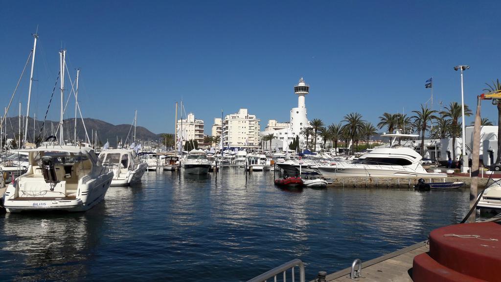 Club Nautic 3 Apartment Empuriabrava Exterior photo